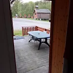 Tretten Og Мотель