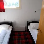 Tretten Og Мотель Эйер