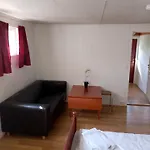 Tretten Og * Эйер